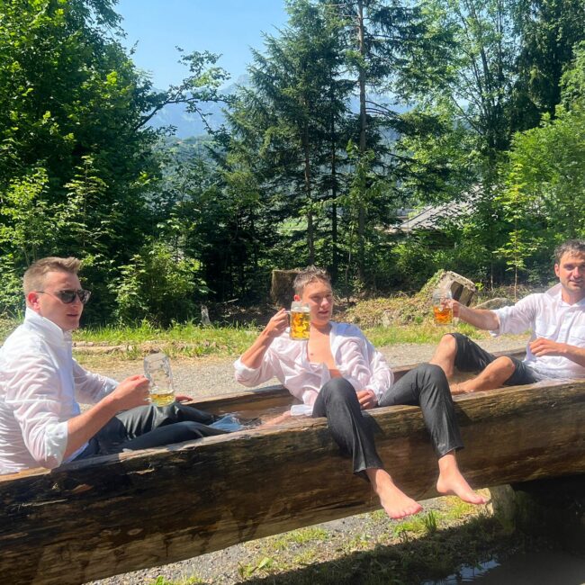 0CD0CB30 EAAB 42B9 BAC2 1E430C78591A