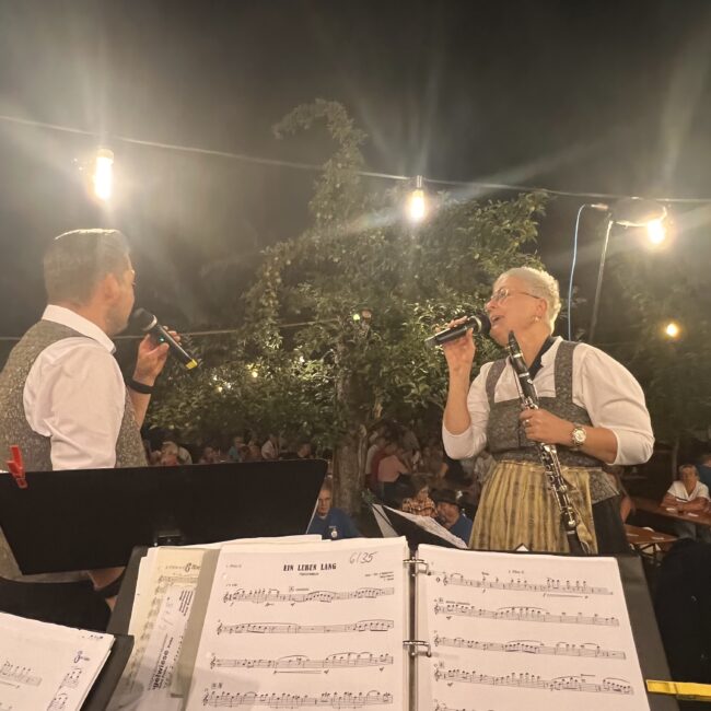 100EAFA3 4B1E 4242 9816 F241CE922058