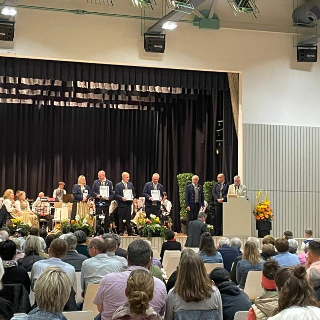 28778E56 6EE0 43C2 8544 ACCB120954CD