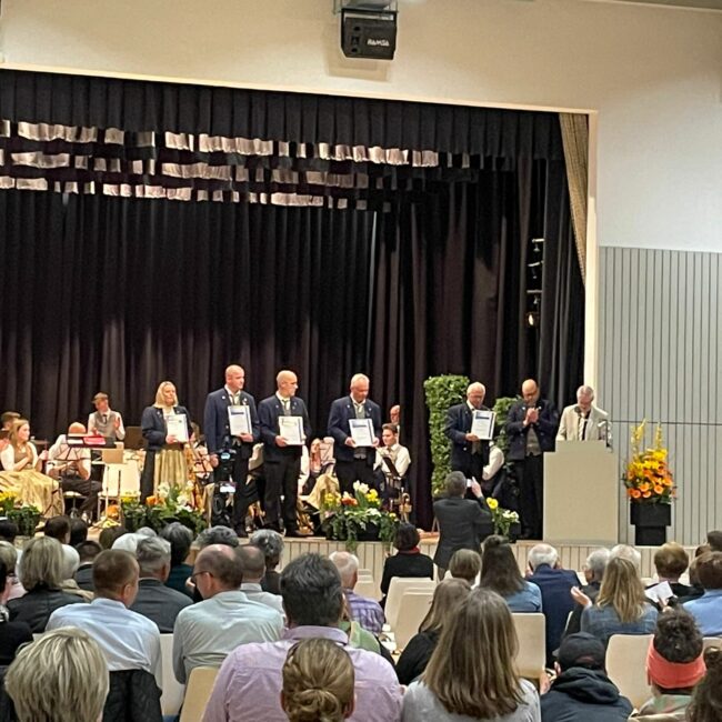 30BCDA2A A38F 4DB9 B2D4 B55AAE292A45