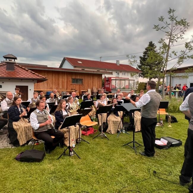 33A88191 7C30 4D75 8067 8423A5797327