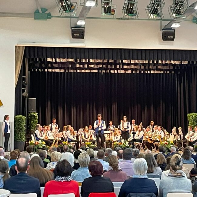 440DFCA7 3FBB 41A5 87AC EA4B8FEC657D