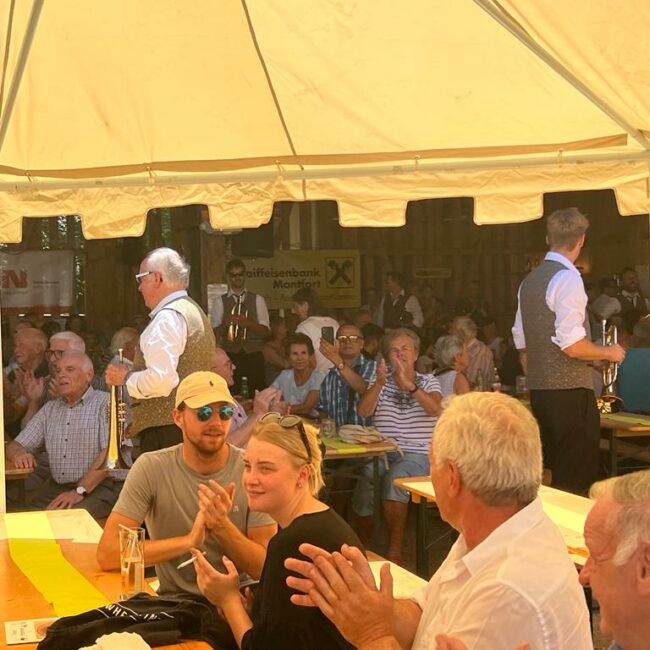 4D87C6A2 A3C2 4261 8A61 10A2BC75FC69