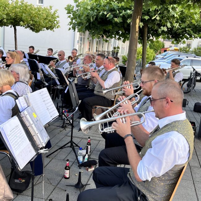 5A57886D 5E80 4617 ADD7 41CF0411AAD4