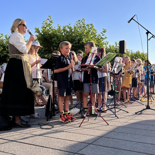 5D7AD11B 55B0 44D3 9296 4865BC978AFF