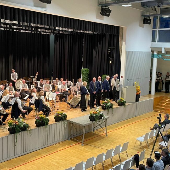 6A1662E2 C9EC 4D30 A665 CC3B929644B1