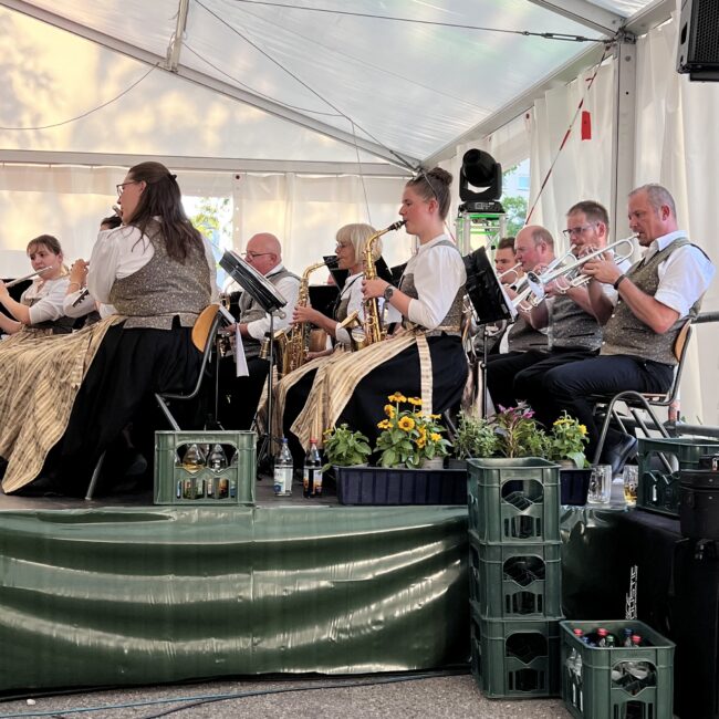 859FDAE6 E45D 4EA5 8B03 B908EDD3360B