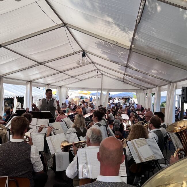 91B0238D 4AE4 4647 9E64 44DEE04E8F90