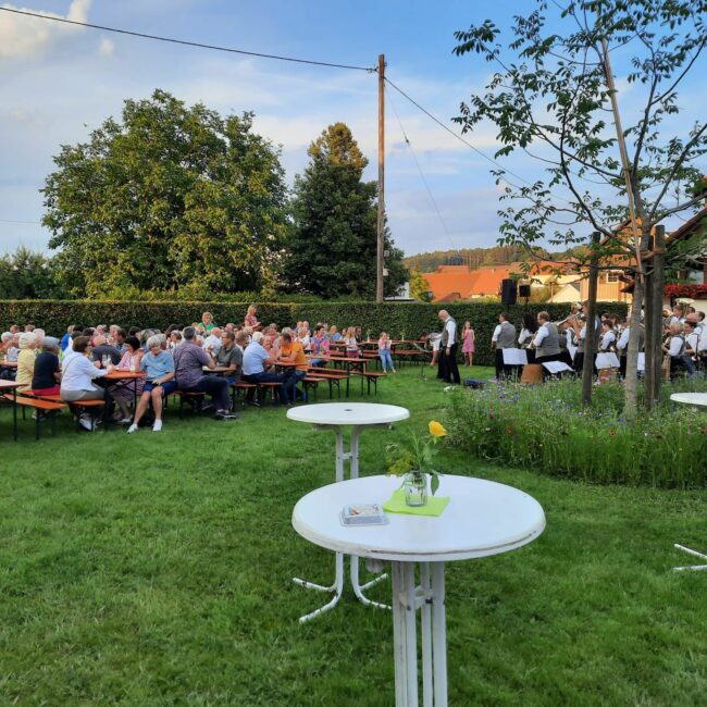 99D29EC8 AA9A 495C 86B9 A98DF829D2A9