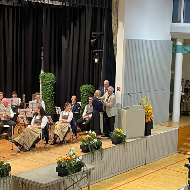 AD8A2DB2 7A85 4F29 9B64 827797AFF6C7