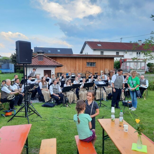 C37A84C5 AFFF 4749 B4FE C2B7276CFB28