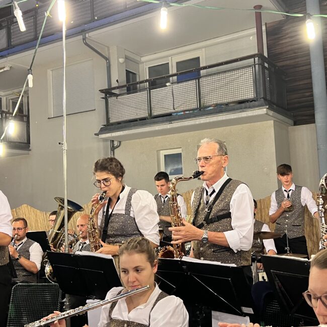 D364F02E 4BC3 4DEA BA8B BBF23351E931