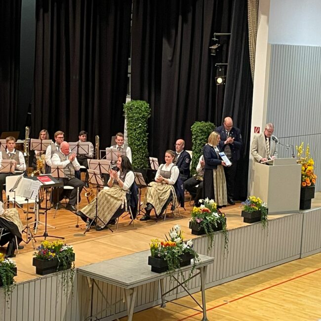 EFB5472A 1508 4022 9DA8 723AE6386DC9