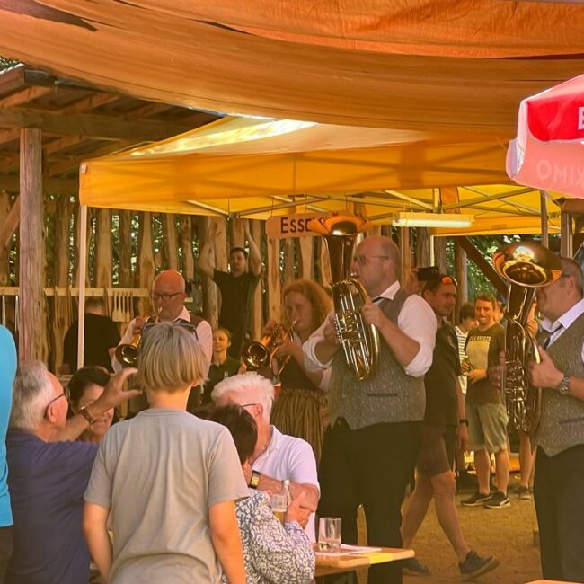 F68648A1 1058 4D9B AA14 4DA51D1FD90B