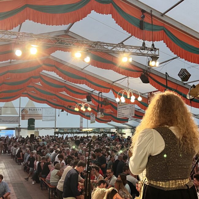 1274929D 6044 4E93 83D8 16F3B5A56EEF