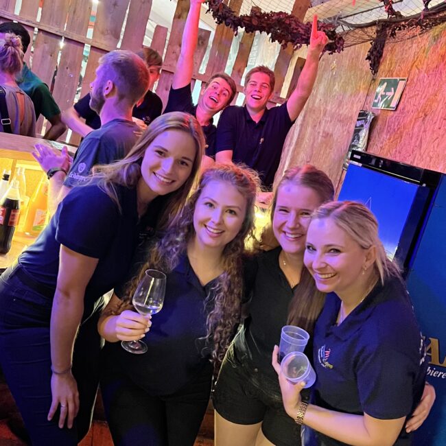 1D90BB63 4CBE 4AE6 AD87 366FE11B4642