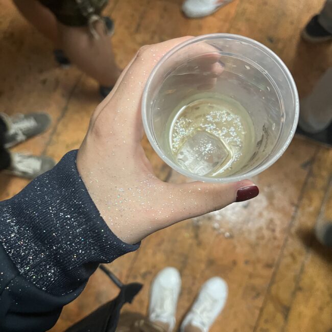 22 08 20 02 38 48 0449