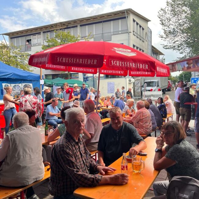 22 08 28 16 53 21 9302