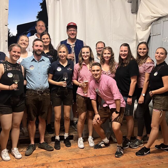 30DA6D5D AEB5 4A72 B841 B09CC94E6566