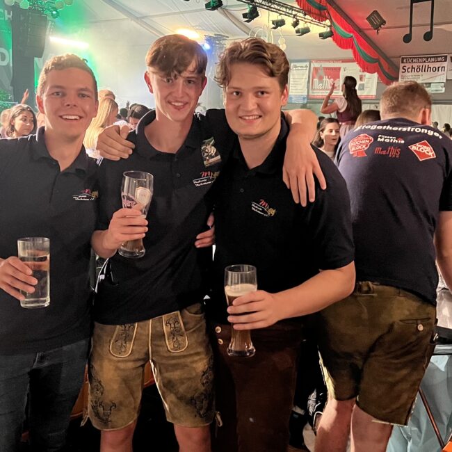 8FE8BAEF 6EBC 4265 BC61 C27D3D3212D5