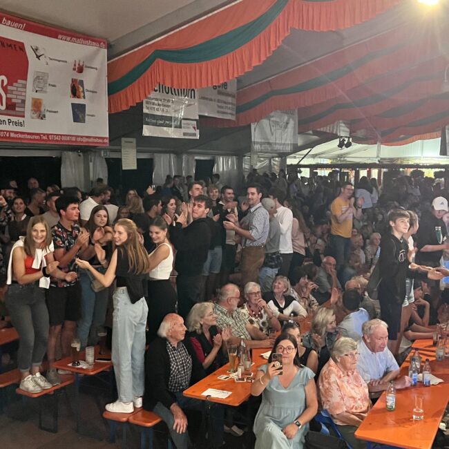 C8FAB097 DF08 407D B5BA 30912FB27E09