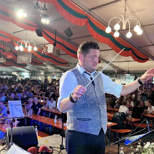 EA20A9A7 D670 48E4 AB1D 4A6FD2C3B87F