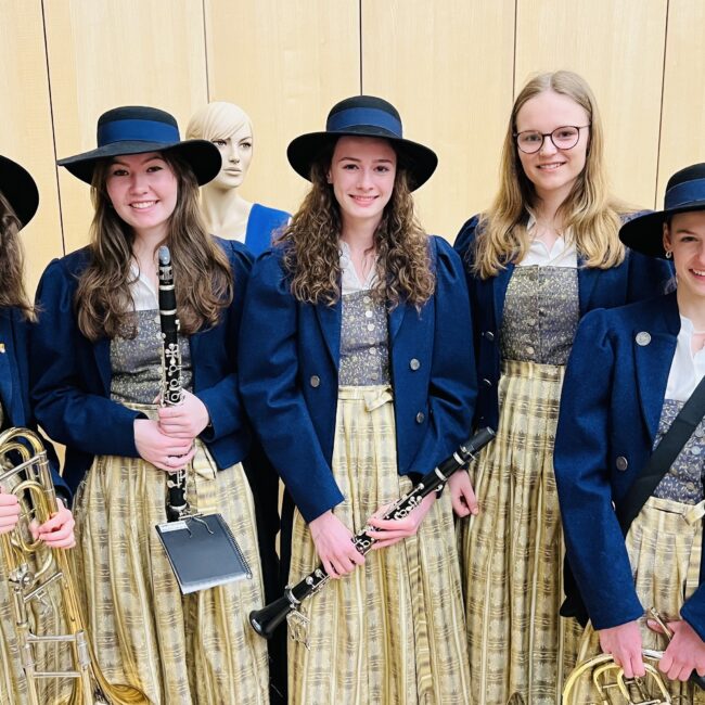 23 03 31 19 06 29 4296