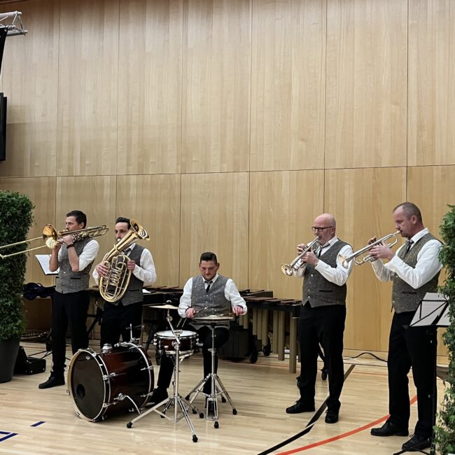 23 03 31 20 47 55 4441