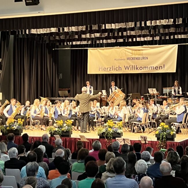 23 04 01 19 35 06 4601