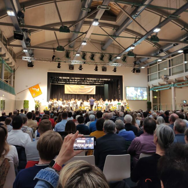 23 04 01 23 33 11 4628