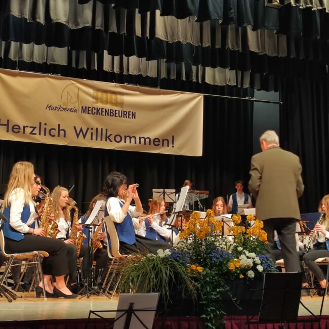 23 04 01 23 33 26 4615