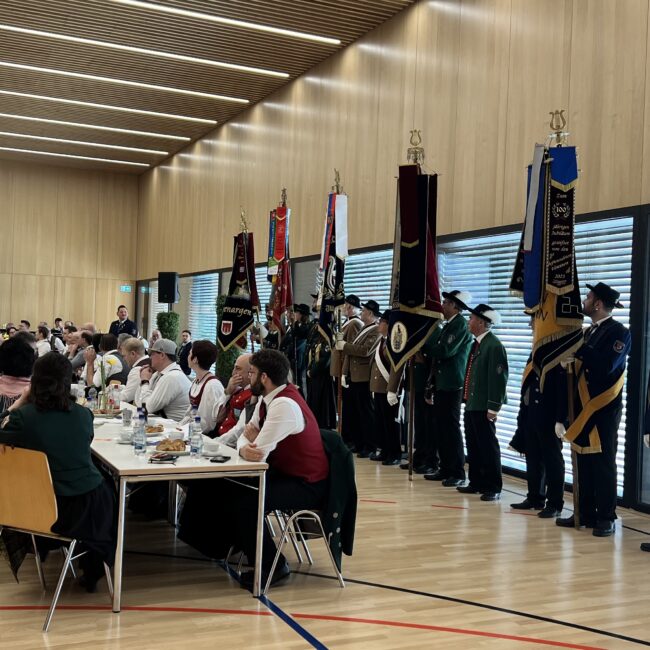 23 04 02 10 36 37 4690