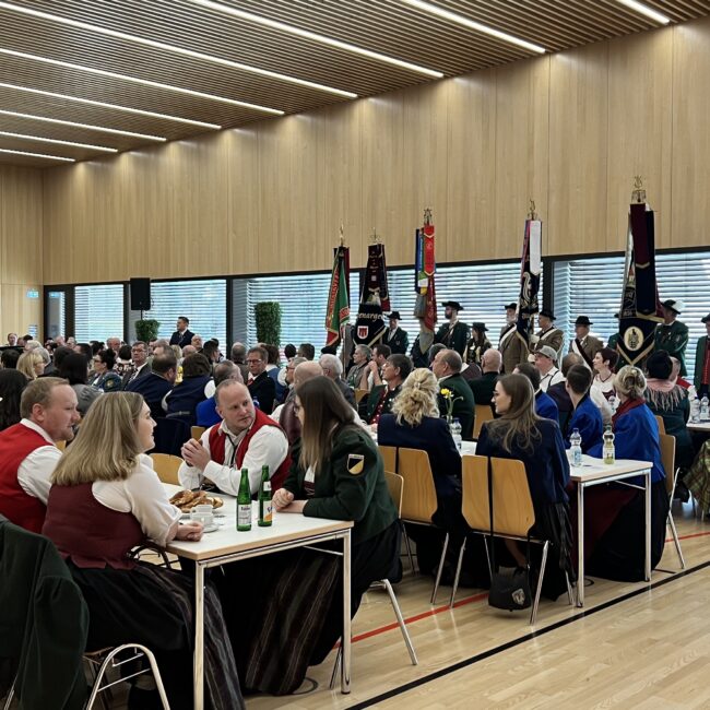 23 04 02 10 36 54 4693