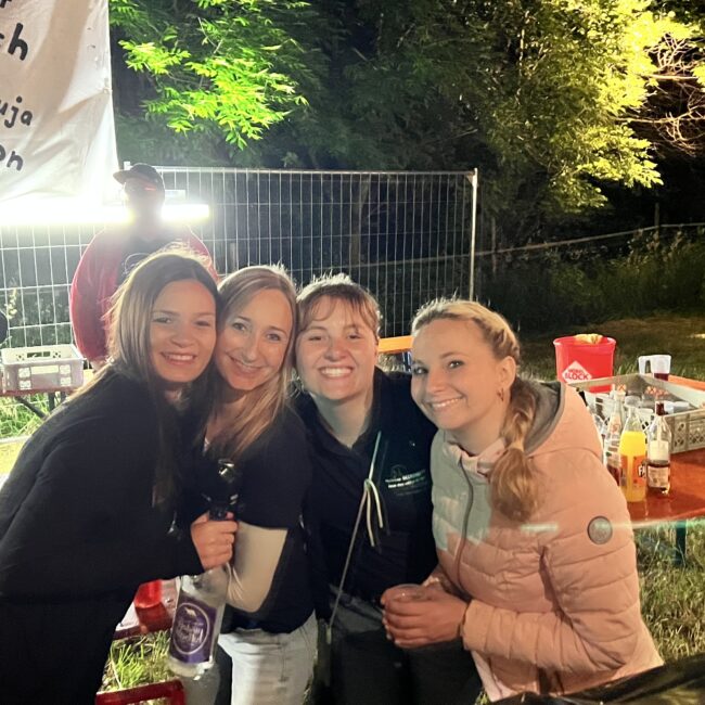 23 05 26 23 00 27 6129