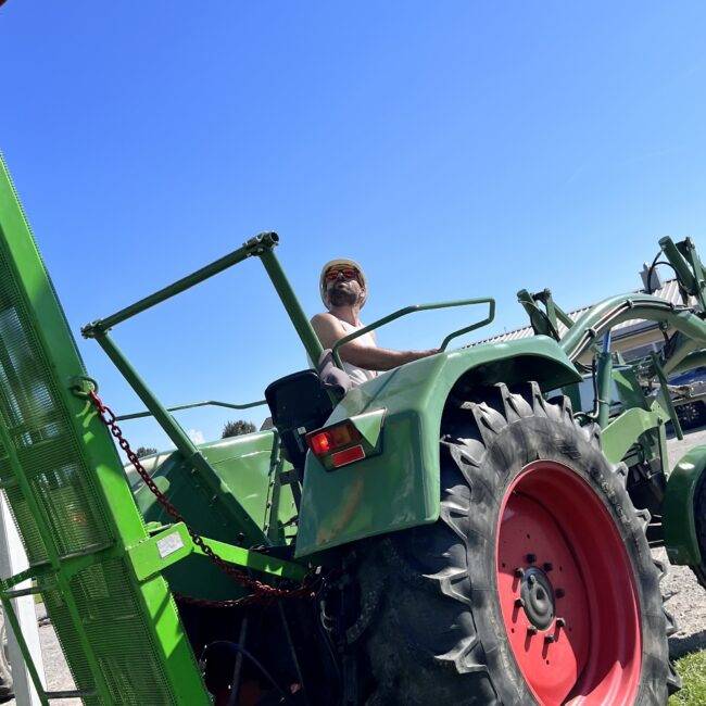 23 08 11 16 47 10 9128