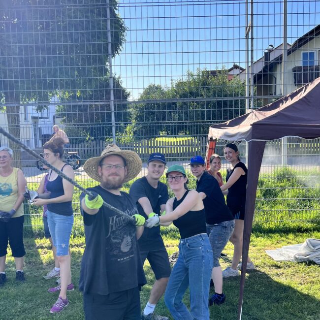 23 08 11 18 05 36 9136