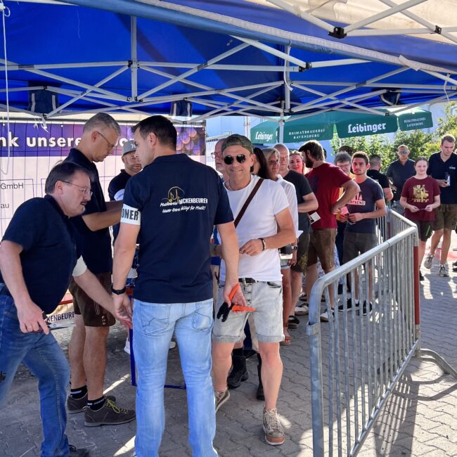 23 08 18 18 01 23 9410