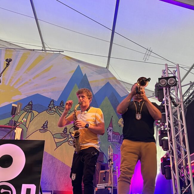 23 08 18 20 06 51 9453