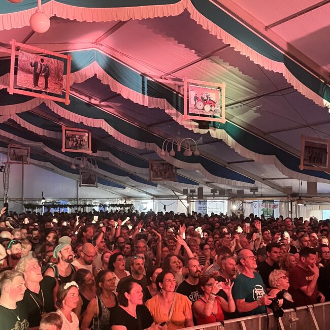 23 08 18 20 59 48 9515