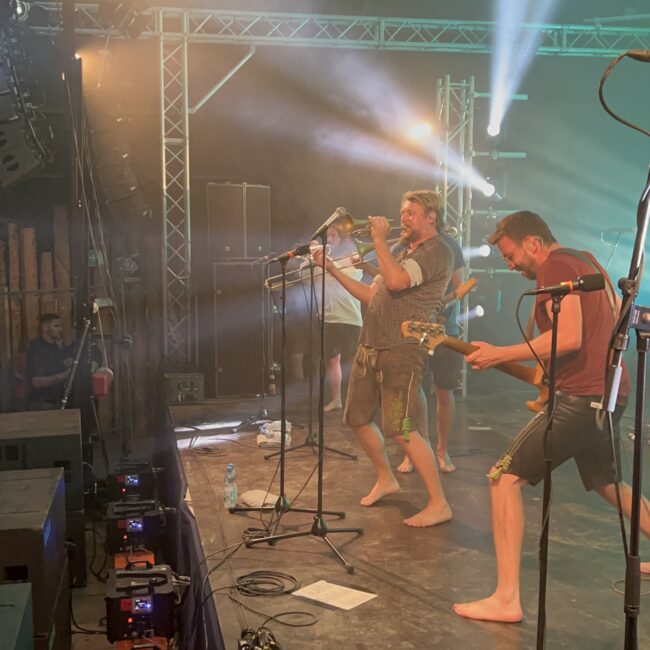 23 08 18 21 13 07 9571