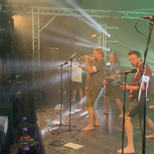 23 08 18 21 13 14 9584