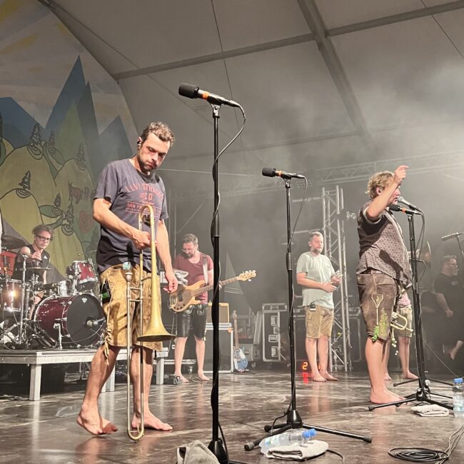 23 08 18 21 18 22 9650