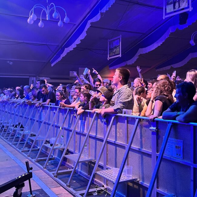 23 08 18 22 19 02 9702