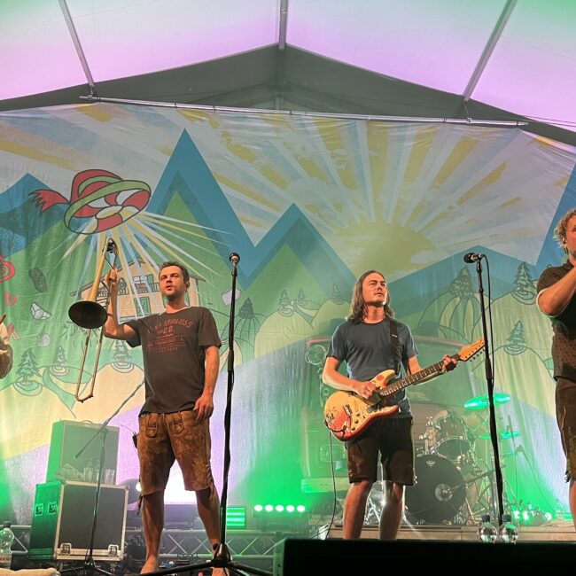 23 08 18 22 50 44 9752