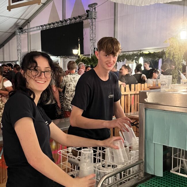 23 08 19 00 04 07 9824