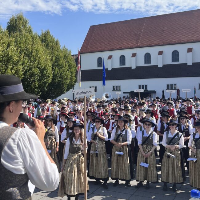 23 08 20 11 05 22 0145