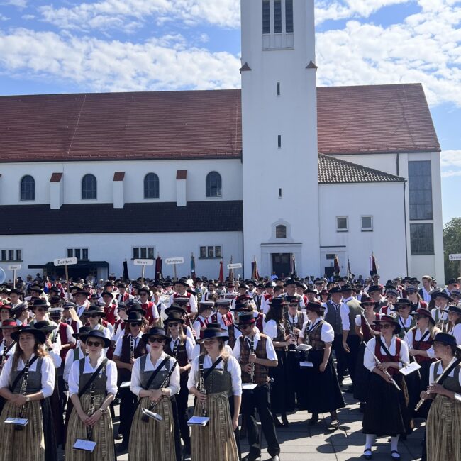 23 08 20 11 05 29 0148