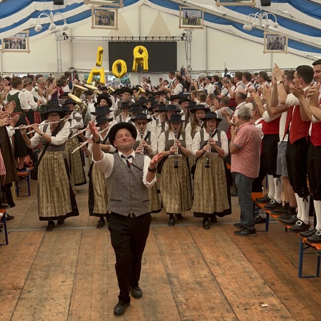 23 08 20 12 50 27 0316