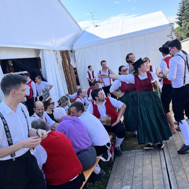 23 08 20 15 57 28 0728