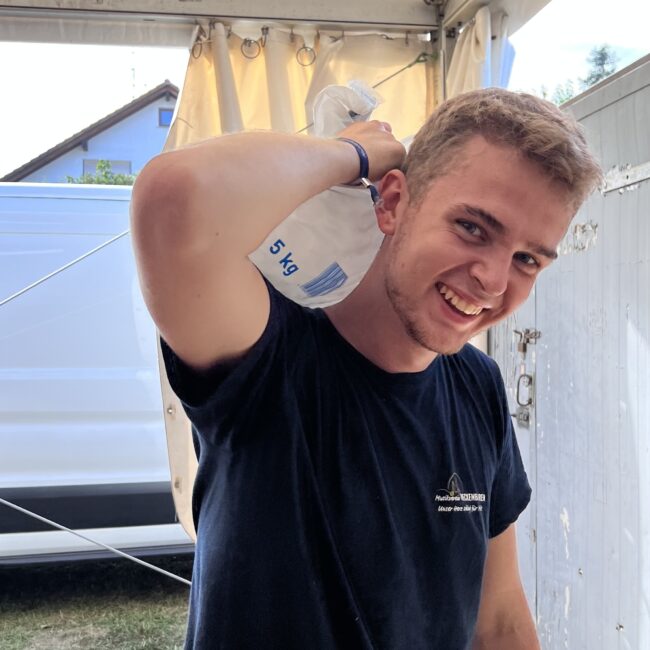 23 08 20 17 33 10 0800